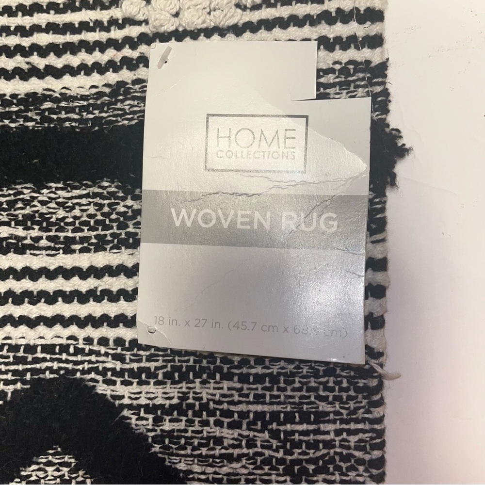 Home Collection Monochrome Woven Rug - Picture 3 of 6